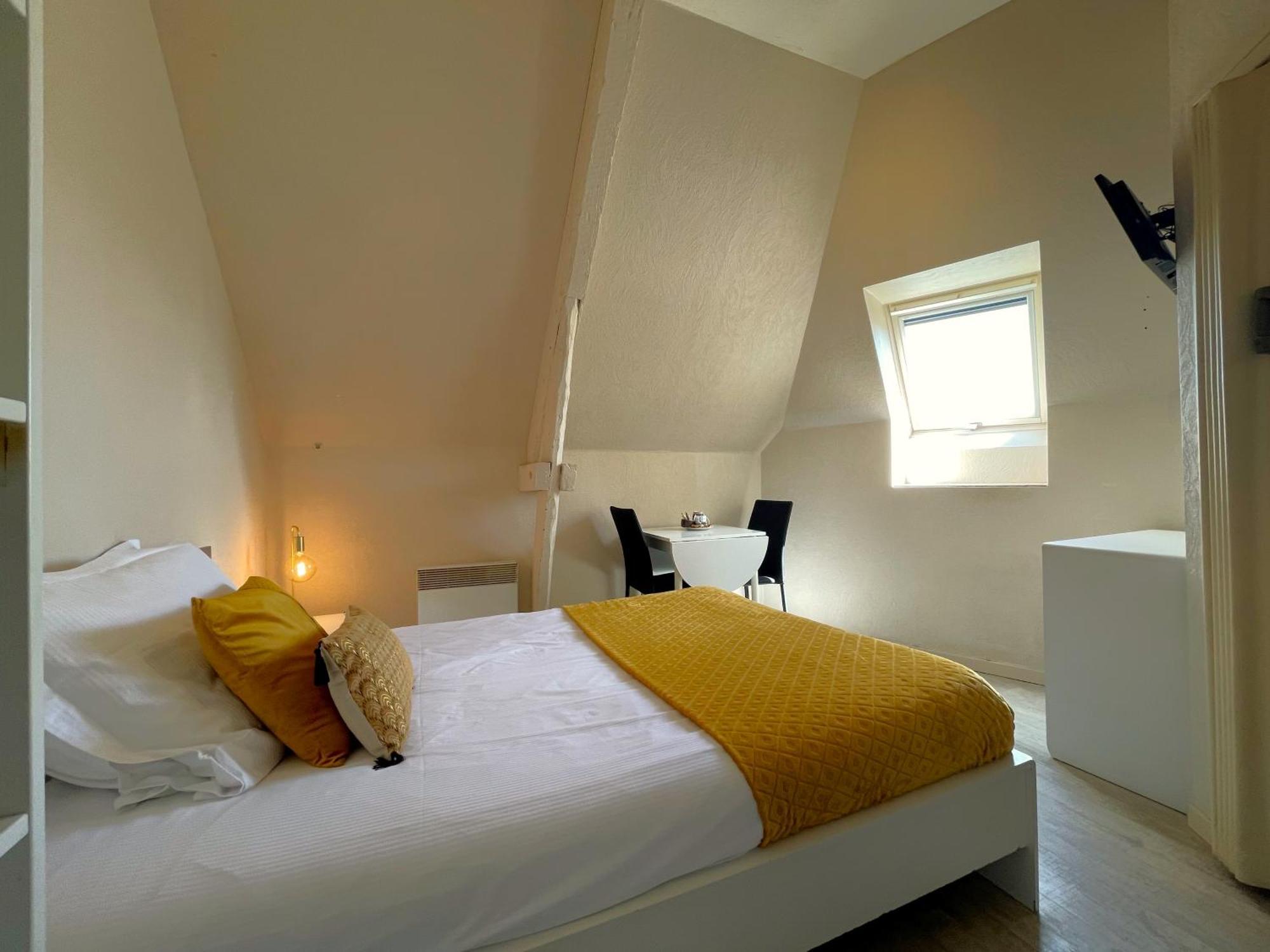 Hotel Des Quatre Saisons Guérande Buitenkant foto