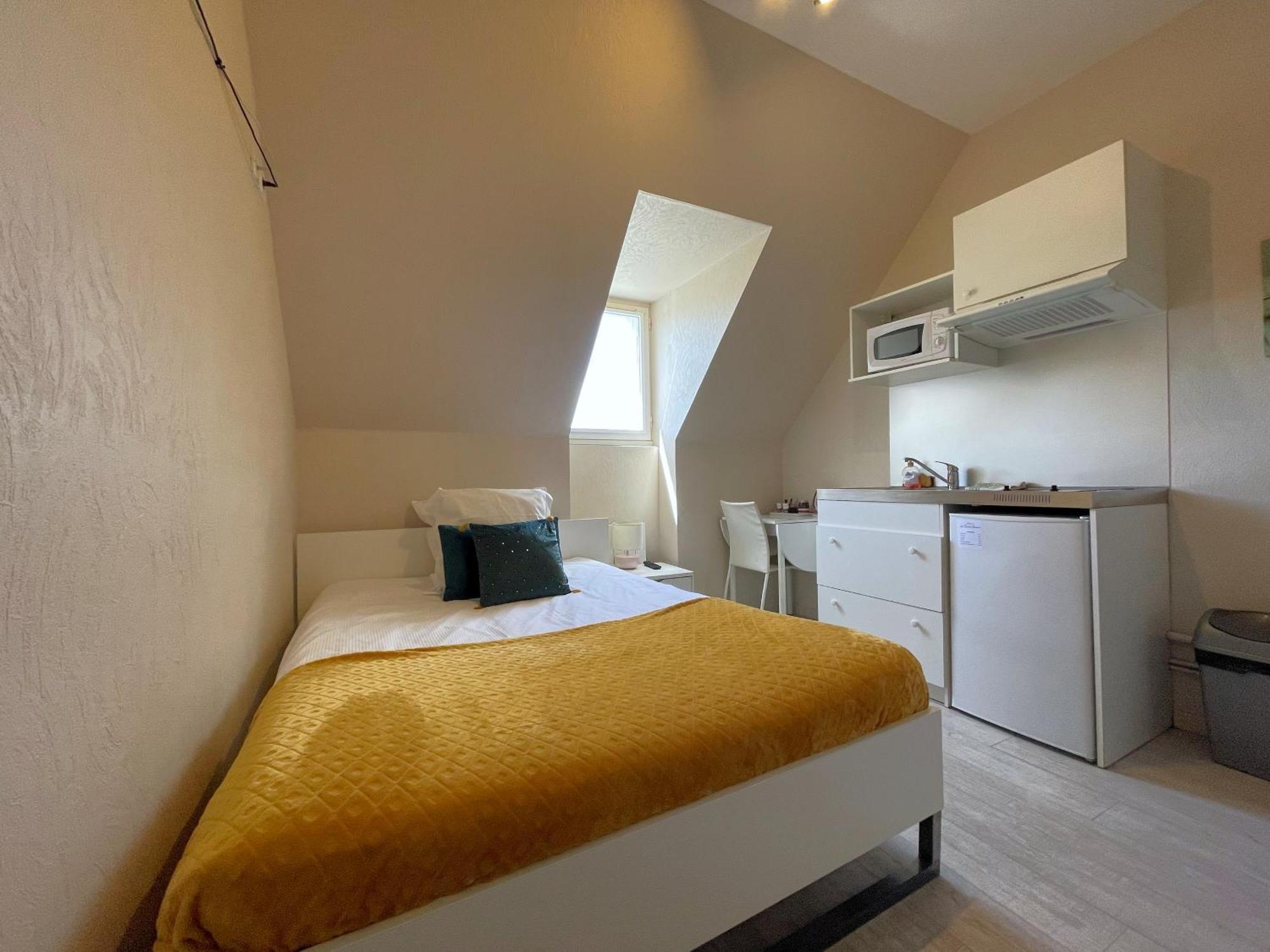 Hotel Des Quatre Saisons Guérande Buitenkant foto